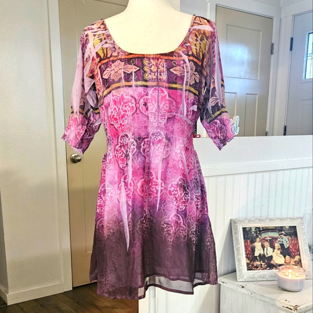 Barely Worn - UNITY WORLD WEAR - Silky Boho Style Mini, 3/4 Sleeve, Size M